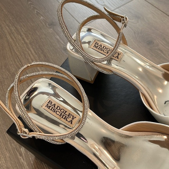 Badgley Mishka Infinity Bridal Shoe Block Heel Size 8.5 - Picture 3 of 16